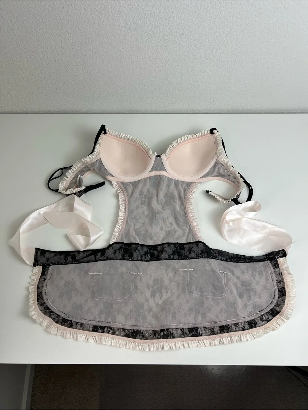Victoria’s Secret‎ Y2K Lace Bustier Apron Top 34B Coquette Fairycore Babydoll